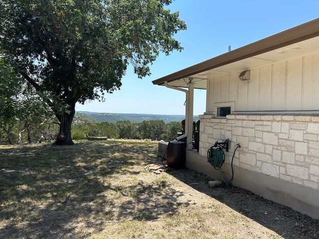 116 Ridge Rd, Hunt, TX 78024