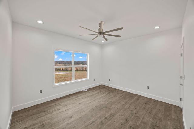 4465 Knox Ln, Cookeville, TN 38506