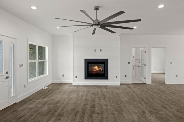 4465 Knox Ln, Cookeville, TN 38506