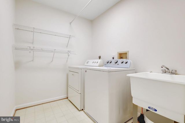 12205 MILESTONE MANOR LN, Germantown, MD 20876