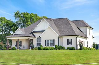 305 Fannis Cir, Gallatin, TN 37066