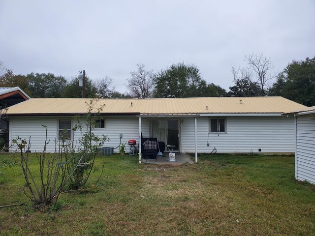 605 Barbara St, Deridder, LA 70634
