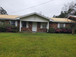 605 Barbara St, Deridder, LA 70634