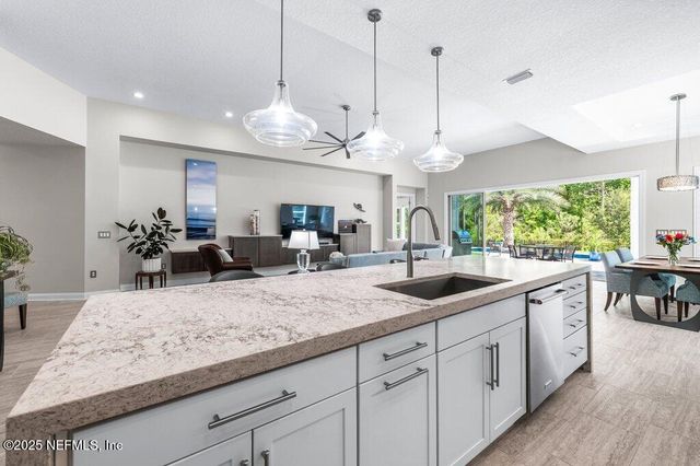 11373 MADELYNN Drive, Jacksonville, FL 32256