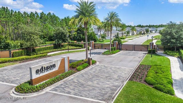 11373 MADELYNN Drive, Jacksonville, FL 32256