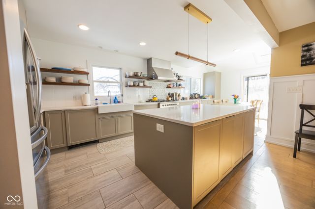 1055 Arroyo Road, Greenwood, IN 46143