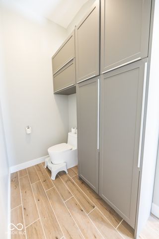 1055 Arroyo Road, Greenwood, IN 46143