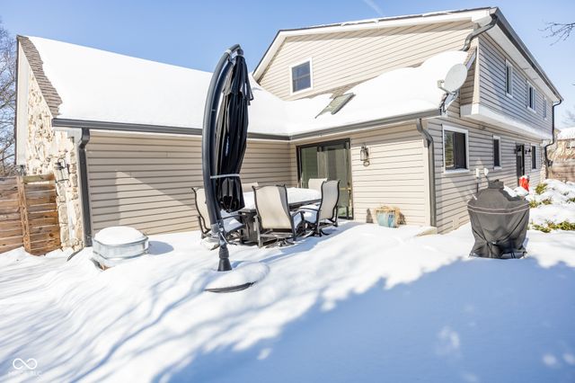 1055 Arroyo Road, Greenwood, IN 46143