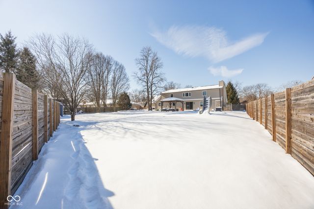 1055 Arroyo Road, Greenwood, IN 46143