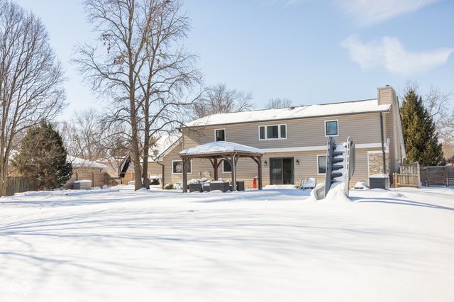 1055 Arroyo Road, Greenwood, IN 46143