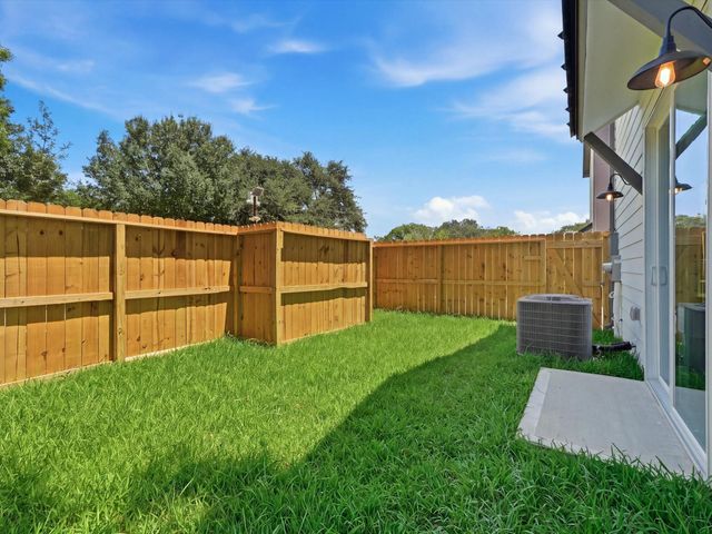 1935 - 1937 Dewalt Street, Houston, TX 77088