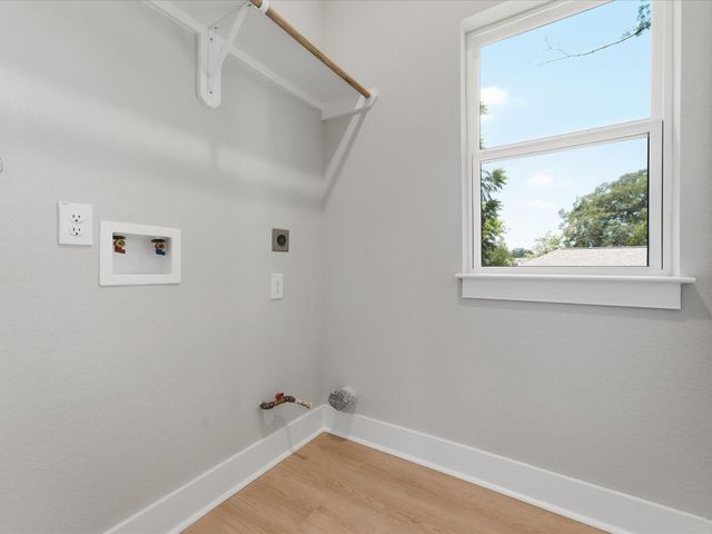 1935 - 1937 Dewalt Street, Houston, TX 77088