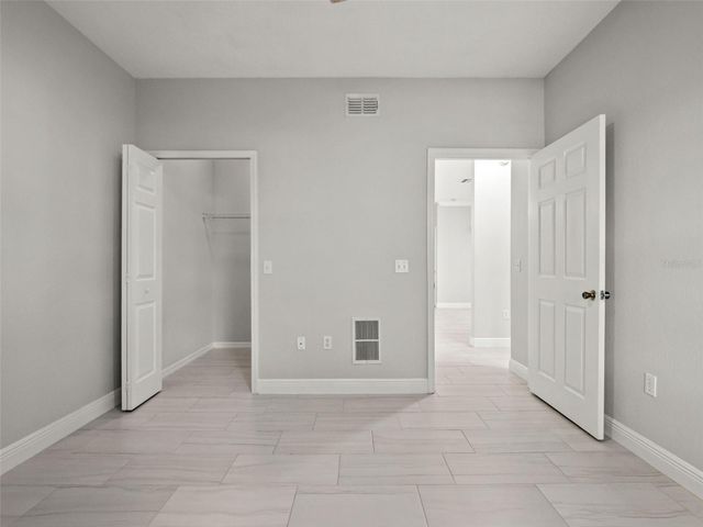 431 SOUTHERN PECAN CIRCLE 101, Winter Garden, FL 34787