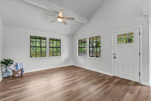 310 Lakeside Drive, Kemah, TX 77565