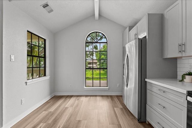 310 Lakeside Drive, Kemah, TX 77565