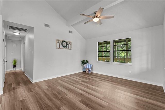 310 Lakeside Drive, Kemah, TX 77565
