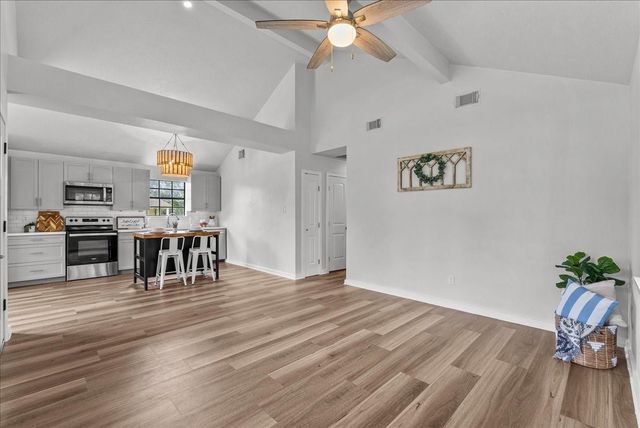 310 Lakeside Drive, Kemah, TX 77565