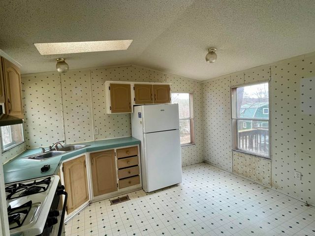 62 Maple Tree Lane, Concord, VT 05824