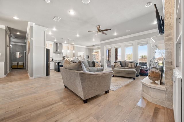 8906 153rd Street, Wolfforth, TX 79382