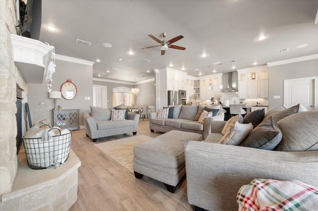8906 153rd Street, Wolfforth, TX 79382