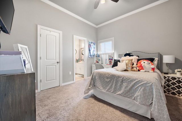 8906 153rd Street, Wolfforth, TX 79382