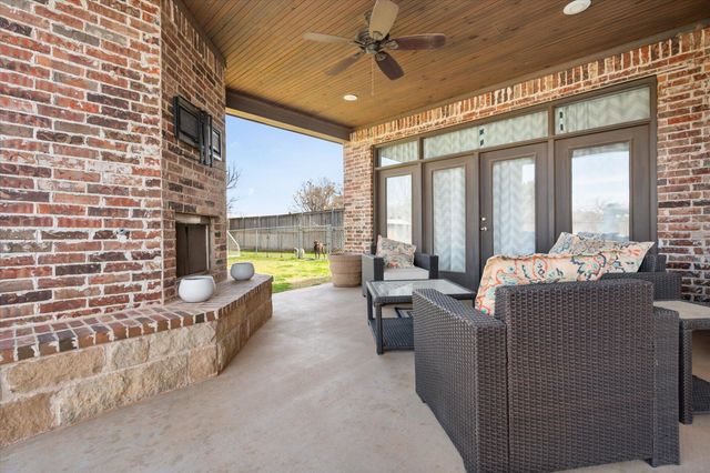 8906 153rd Street, Wolfforth, TX 79382