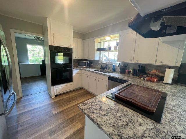 2970 CR 2110, Pittsburg, TX 75686