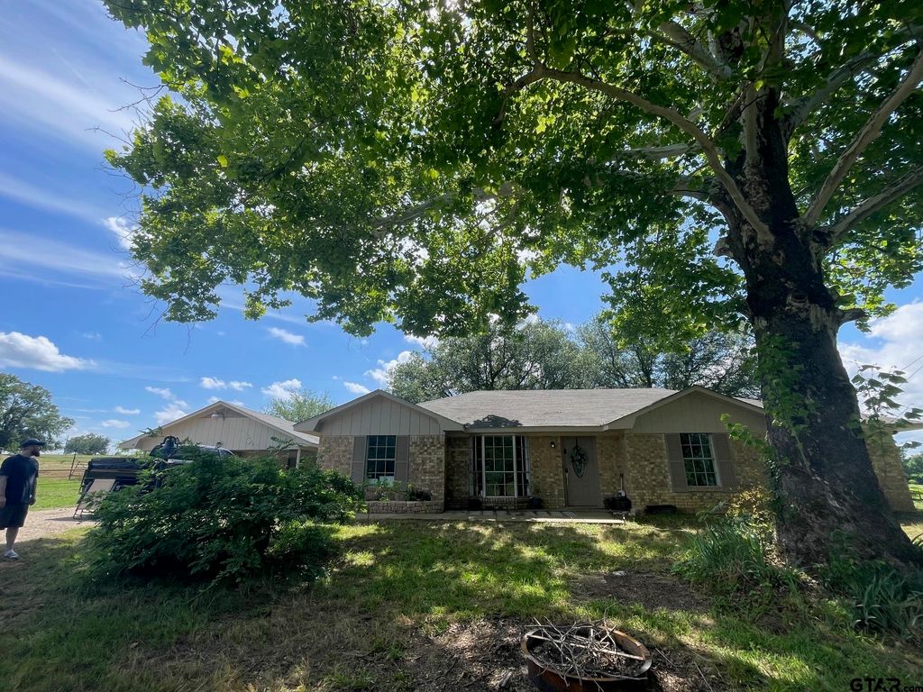 2970 CR 2110, Pittsburg, TX 75686