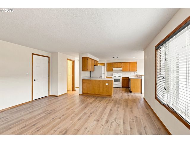 6707 Se WRENFIELD St, Hillsboro, OR 97123