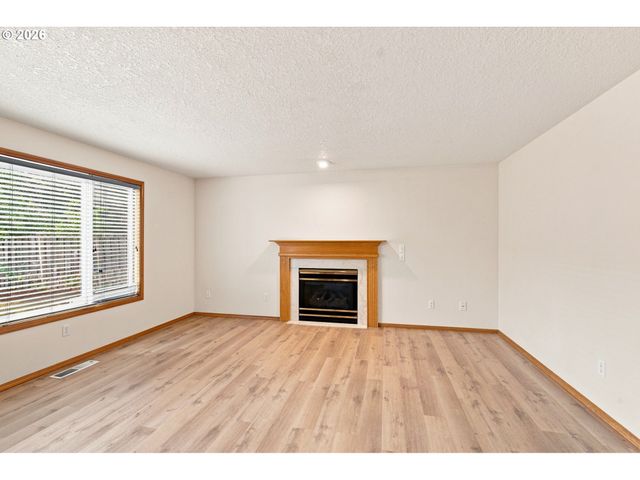 6707 Se WRENFIELD St, Hillsboro, OR 97123