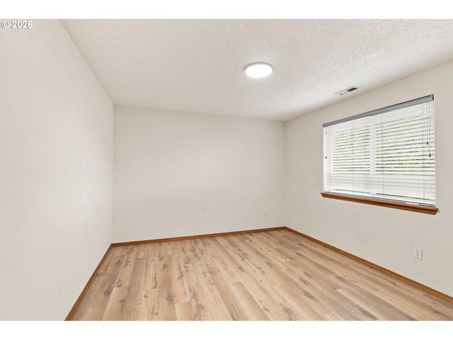 6707 Se WRENFIELD St, Hillsboro, OR 97123