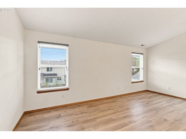 6707 Se WRENFIELD St, Hillsboro, OR 97123