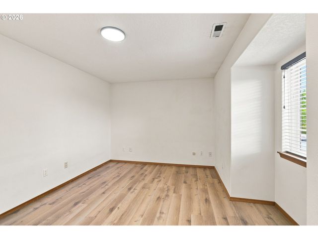 6707 Se WRENFIELD St, Hillsboro, OR 97123