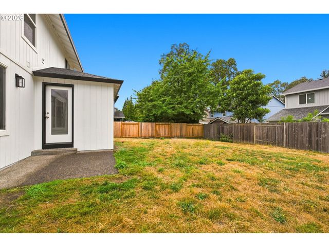 6707 Se WRENFIELD St, Hillsboro, OR 97123