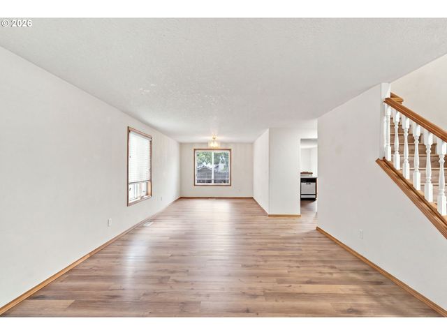6707 Se WRENFIELD St, Hillsboro, OR 97123
