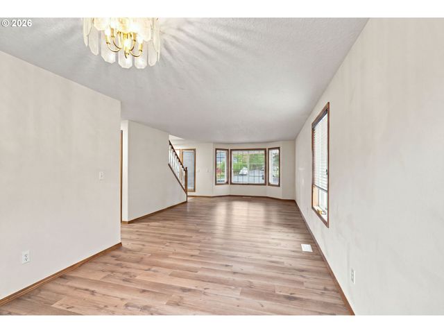 6707 Se WRENFIELD St, Hillsboro, OR 97123