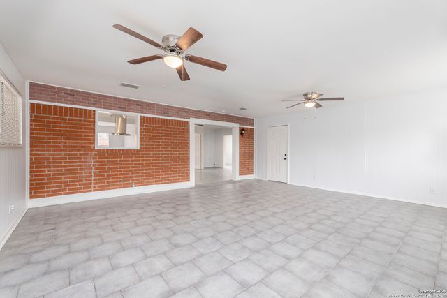 7235 Westlyn Dr, San Antonio, TX 78227