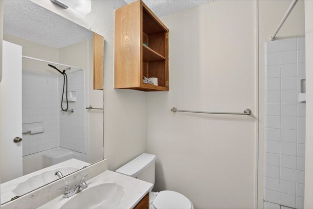 5009 Stage West Drive, Arlington, TX 76017