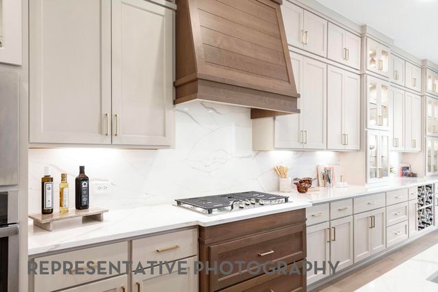 2404 Wandering Creek Way, Aledo, TX 76008