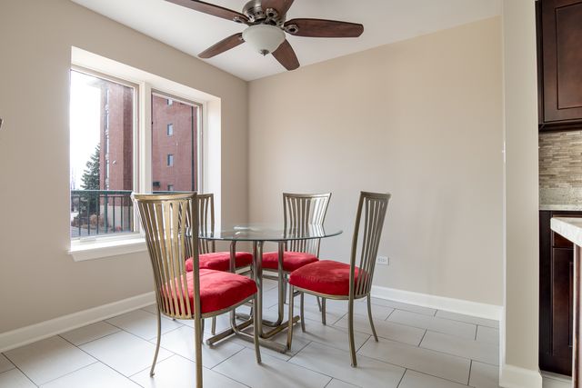 875 E 22nd Street 114, Lombard, IL 60148