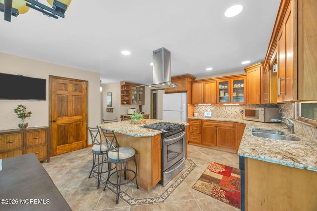 70 Line Road, Holmdel, NJ 07733