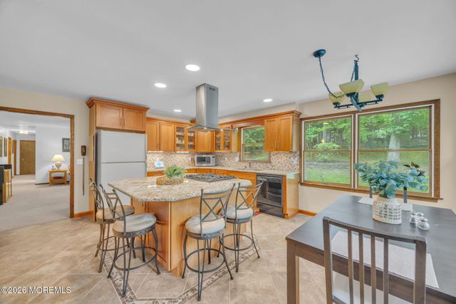 70 Line Road, Holmdel, NJ 07733