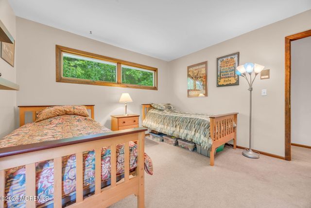 70 Line Road, Holmdel, NJ 07733