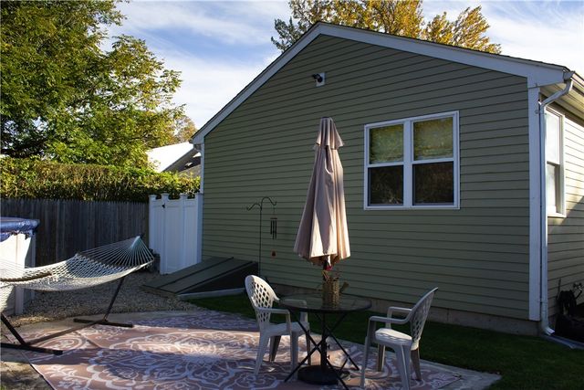 152 Foote Street, Barrington, RI 02806