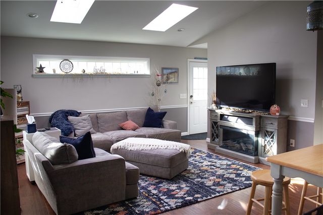 152 Foote Street, Barrington, RI 02806