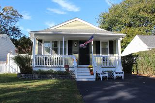152 Foote Street, Barrington, RI 02806