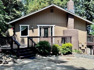 18476 Ridge Rd, Pine Grove, CA 95665