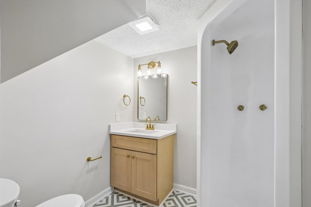 603 Glenpark Ct, Nashville, TN 37217