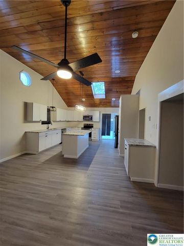 169 Hatch Gravel Road, Moore Twp, PA 18014