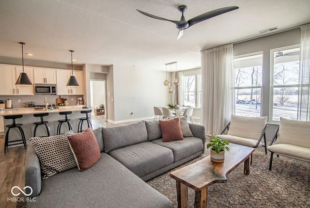 7062 Covington Street, Whitestown, IN 46075